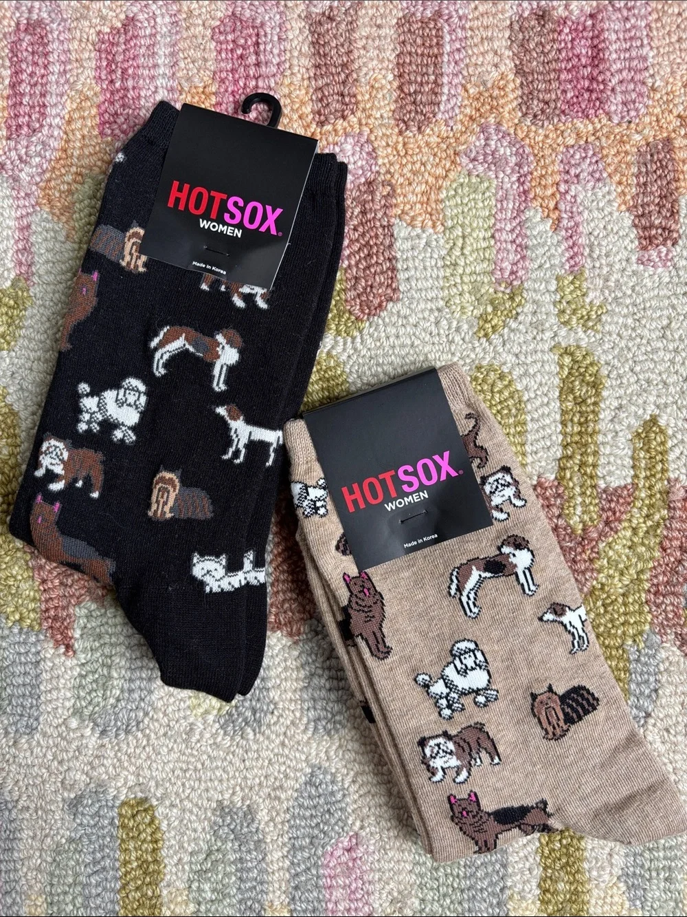 Pair of HotSox women’s Dog Socks NWT Black and Hemp Colors Bulldogs Poodles more